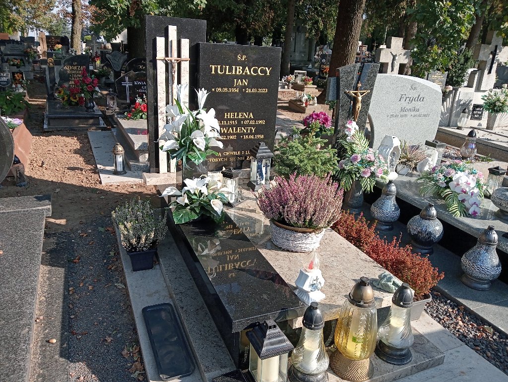 Grób Walenty Tulibacki