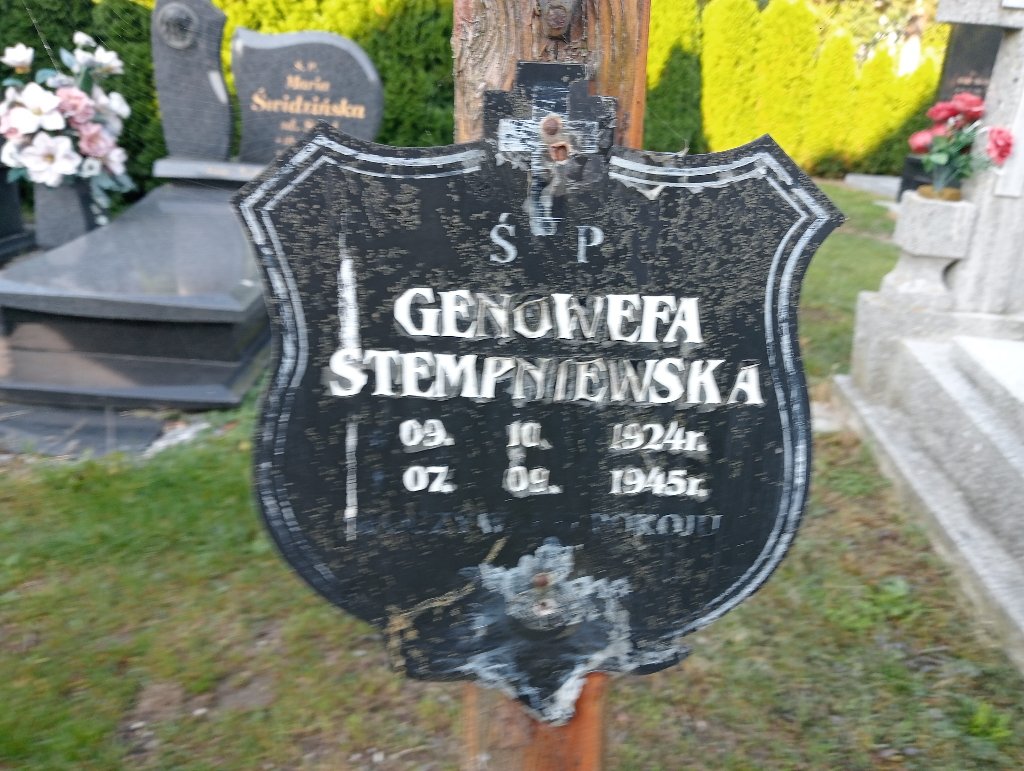 Grób Genowefa Stempniewska